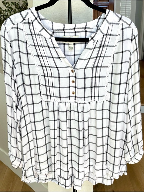 Wrangler Tops - Wrangler Women’s Plaid Blouse Medium- Black & White Windowpane Pintuck Boho Top